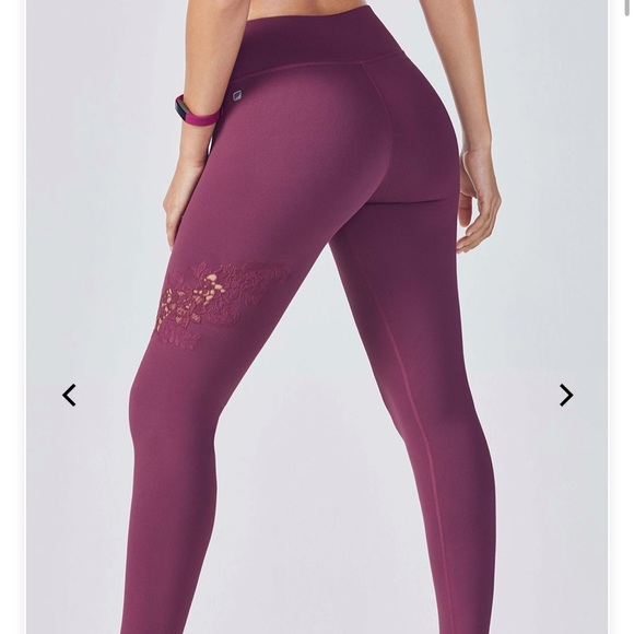 Fabletics Set - Vega Tank + Rocio Legging - Picture 7 of 11